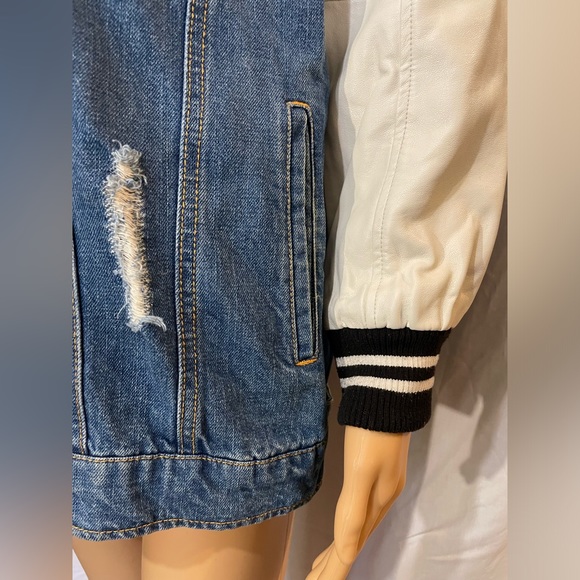 Cache Cache Jean Jacket - Picture 3 of 9